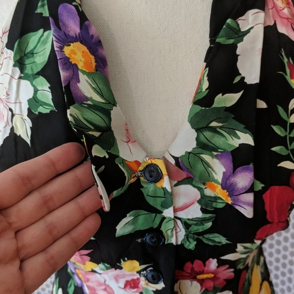 Floral vintage button down dress - Picture 2 of 7